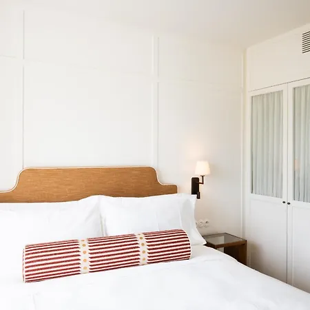 Hotel Bonnie 4*